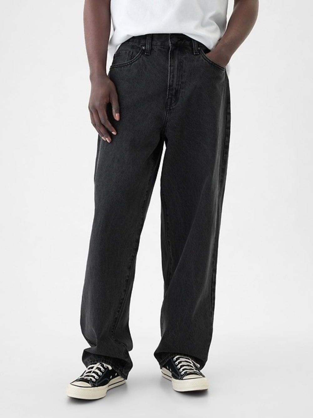 GAP Men's Relaxed Baggy Fit Black Denim Jeans in Size 32